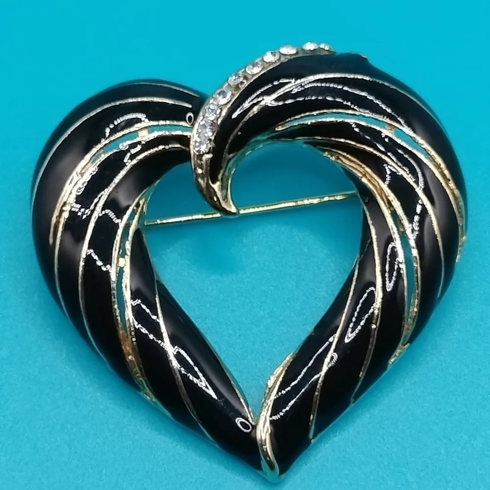 Black Enamel and Gold Tone Clear Rhinestones Accents 1 1/2" Heart Brooch Pin